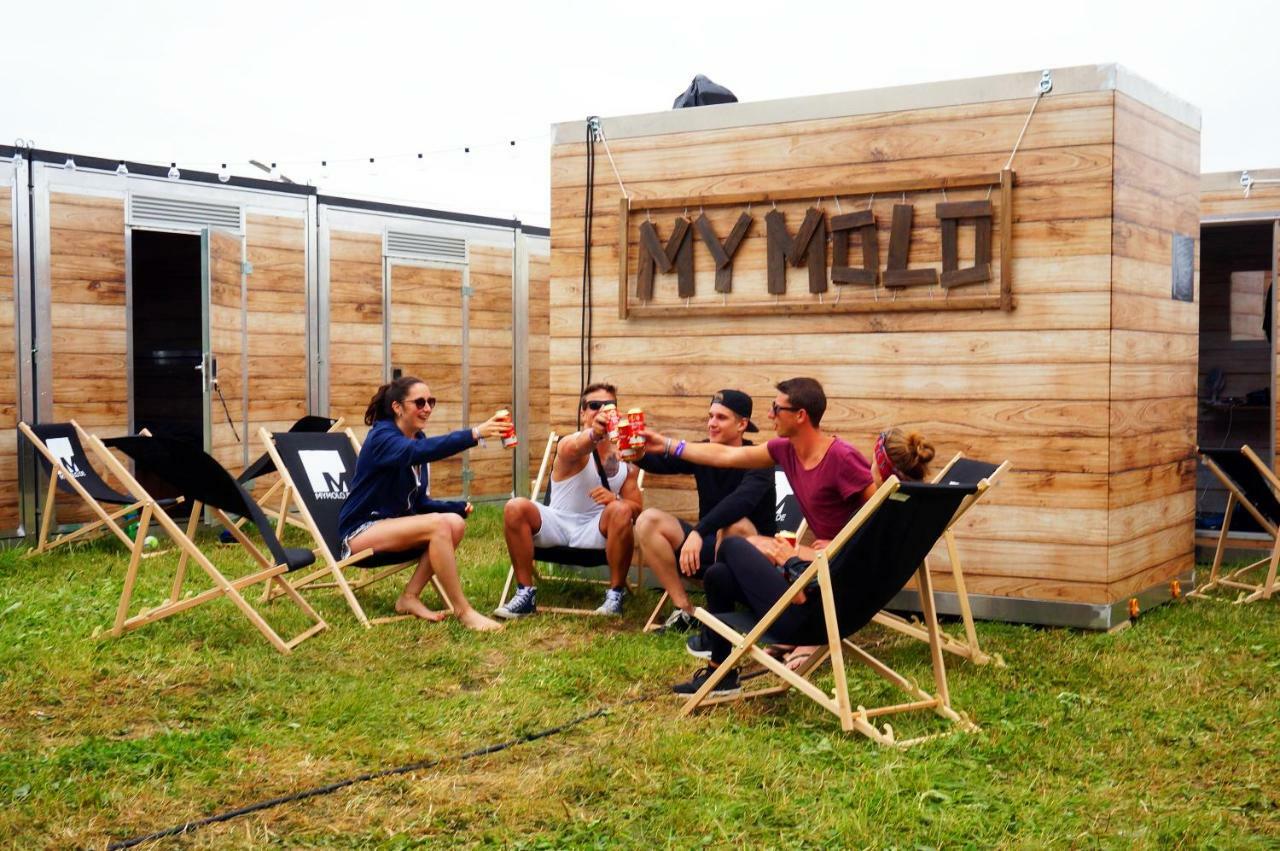 Oktoberfest Wiesn Camp Lodge Munchen Bagian luar foto