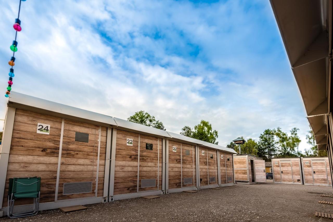 Oktoberfest Wiesn Camp Lodge Munchen Bagian luar foto
